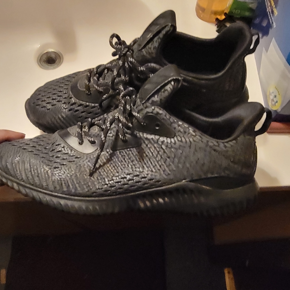 Mens adidas alphabounce